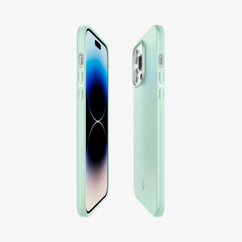 ACS04766 - iPhone 14 Pro Max Case Thin Fit in black showing the back